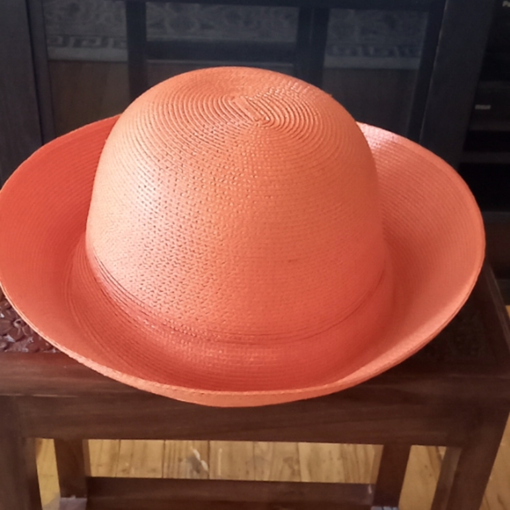 Straw hat